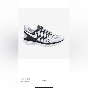 Men’s Nike finger trap max